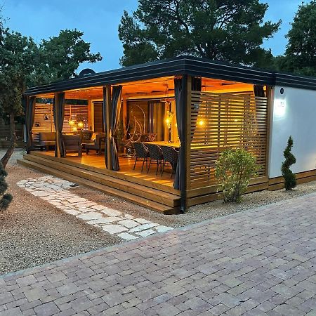 Pearl Of The Biograd Hotel บีโอกราดนาโมรู ภายนอก รูปภาพ