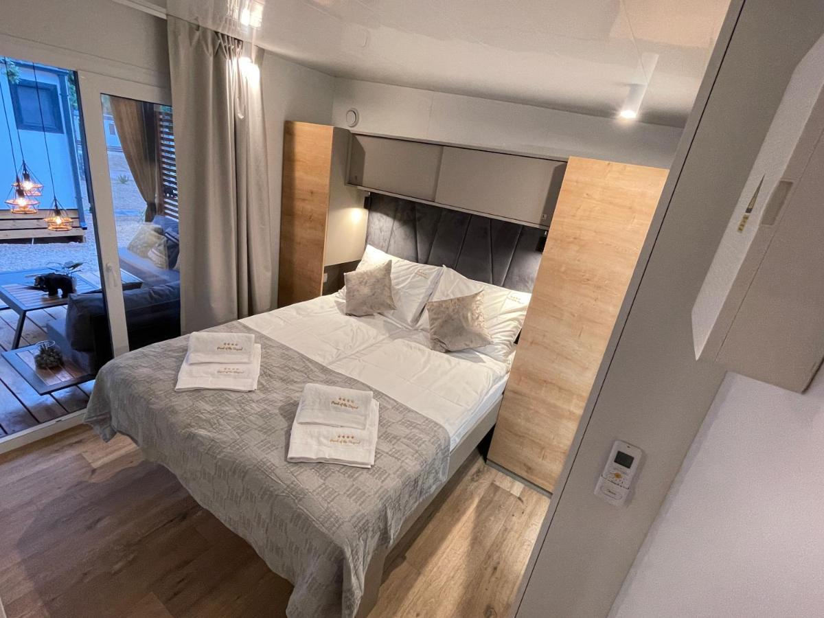 Pearl Of The Biograd Hotel บีโอกราดนาโมรู ภายนอก รูปภาพ