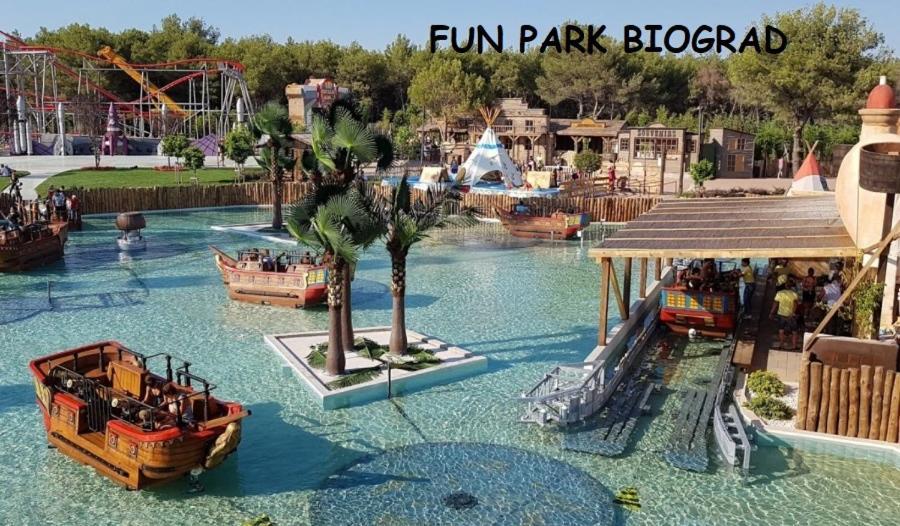 Pearl Of The Biograd Hotel บีโอกราดนาโมรู ภายนอก รูปภาพ