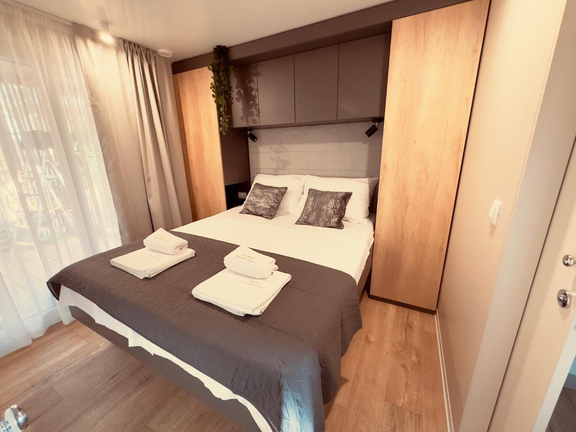 Pearl Of The Biograd Hotel บีโอกราดนาโมรู ภายนอก รูปภาพ